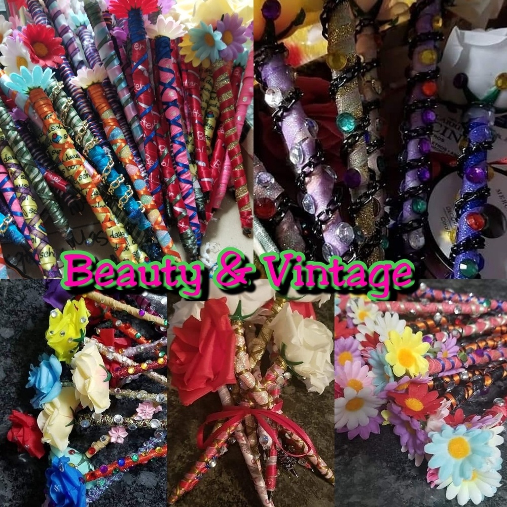 (2) scented bling rose/flower pens
Made by Decembe